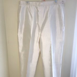 *Price Drop*Vintage Escada Couture 100% silk pant.